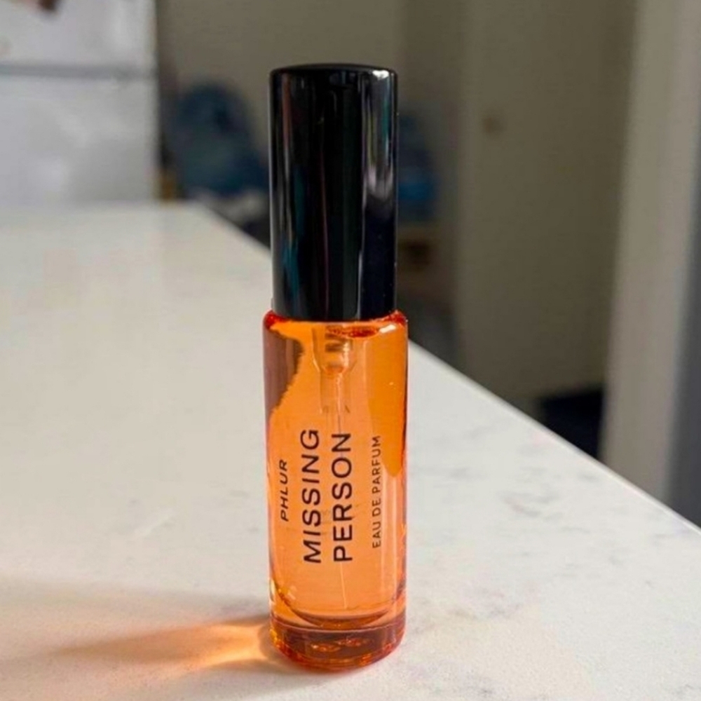 Phlur missing person travel size perfume